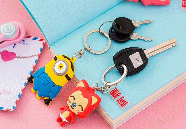 定制PVC軟膠鑰匙扣過程中的注意事項